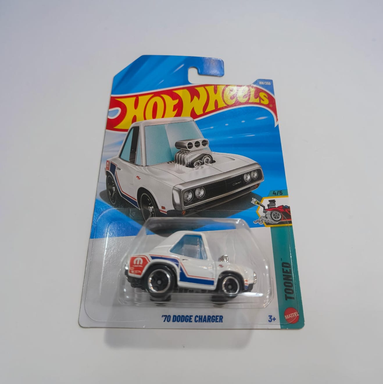 Hot Wheels 2026 Imported J case Vehicle Collection - 70' Dodge Charger