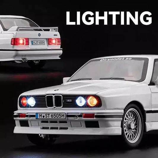 1:24 scale BMW E30 M3-Inspired Die-Cast Model Car – Classic White Edition