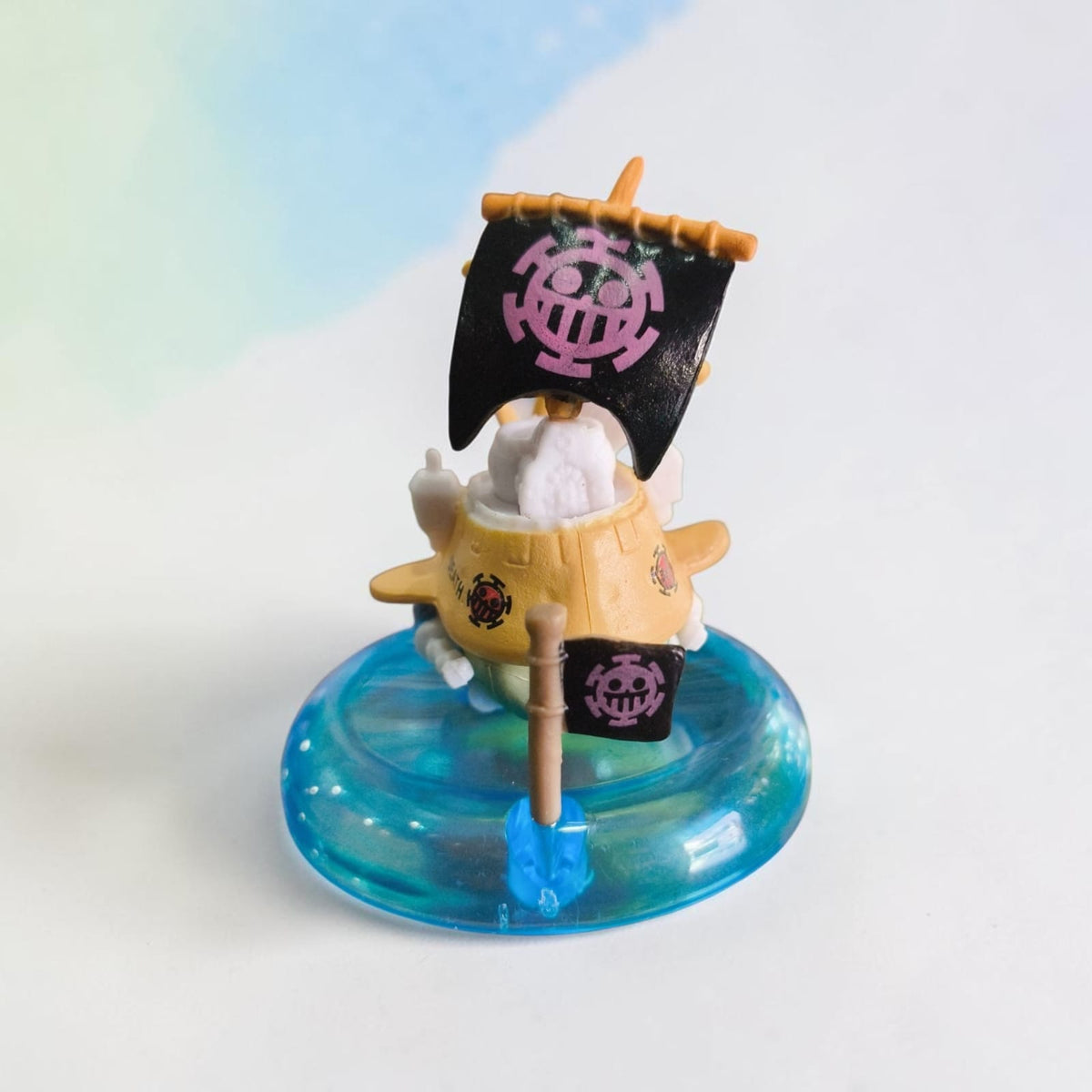 Anime Pirate Ship Collectible – 7 CM