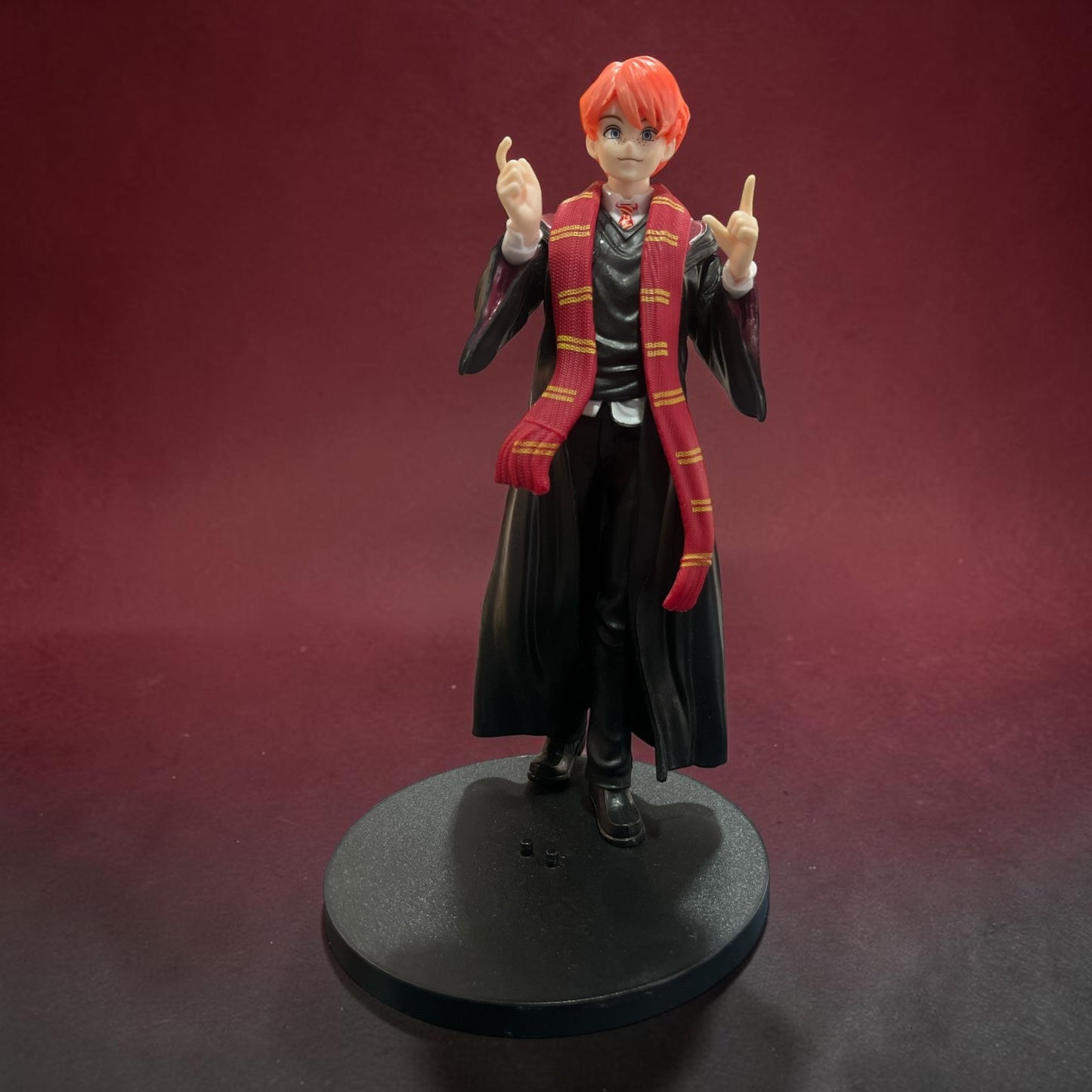Ron Weasley Magic Pose Figure – Harry Potter Inspired PVC Collectible Statue for Wizarding Fans