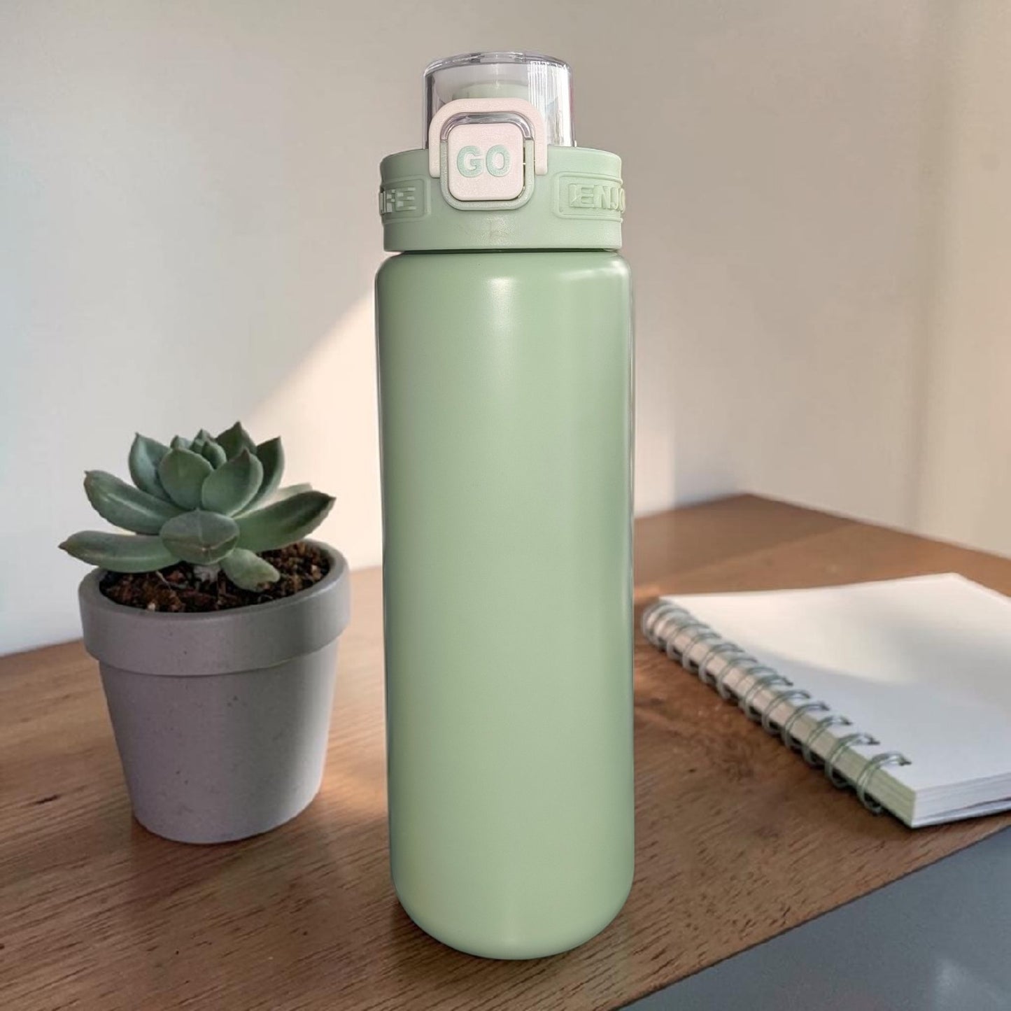 Minimalist Sage Green Insulated Water Bottle – Leakproof Stainless Steel Travel Flask