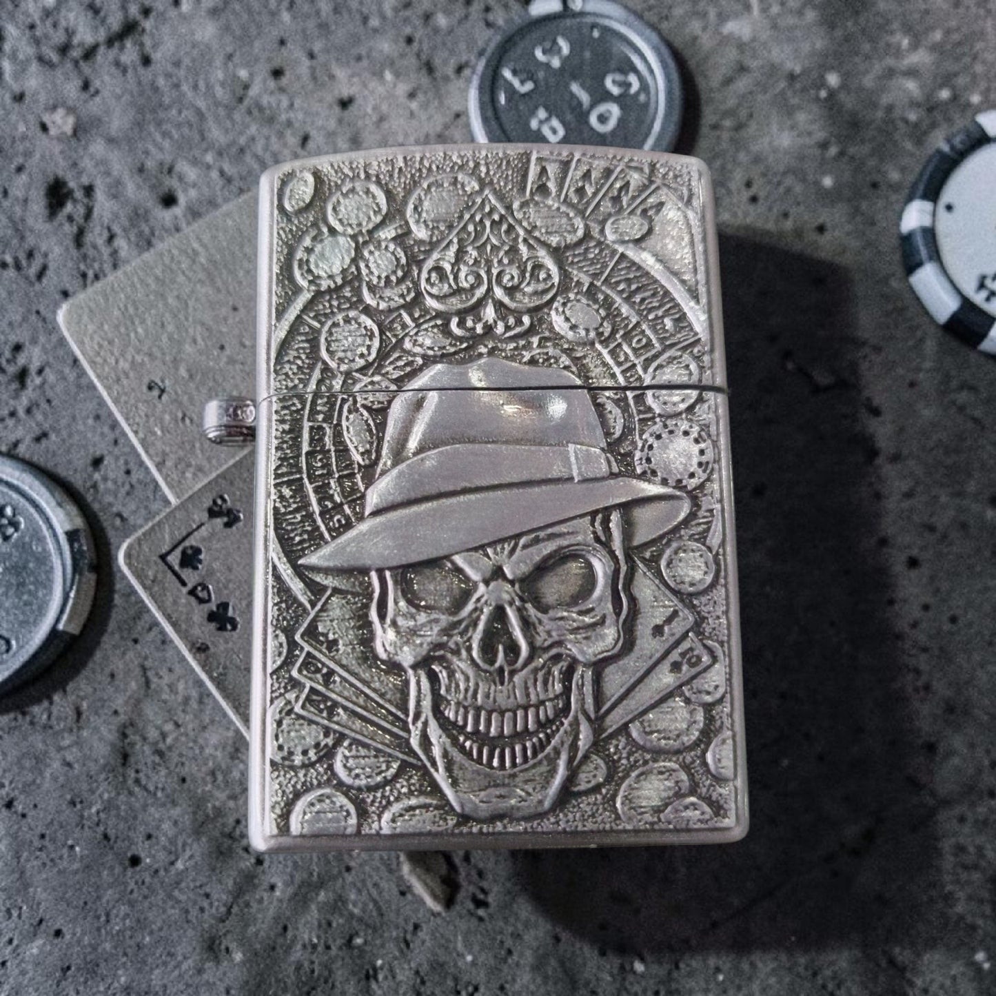 Skull Poker King Metal Lighter – Vintage Silver Refillable Edition
