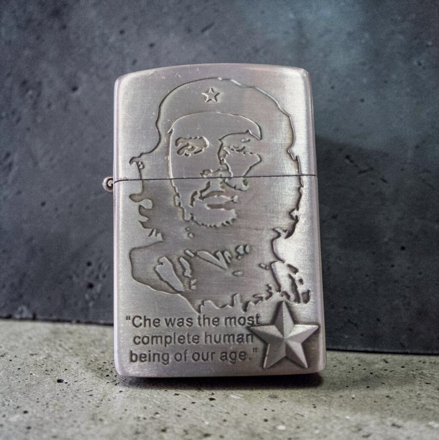 Revolutionary Icon Metal Lighter – Vintage Silver Refillable Edition