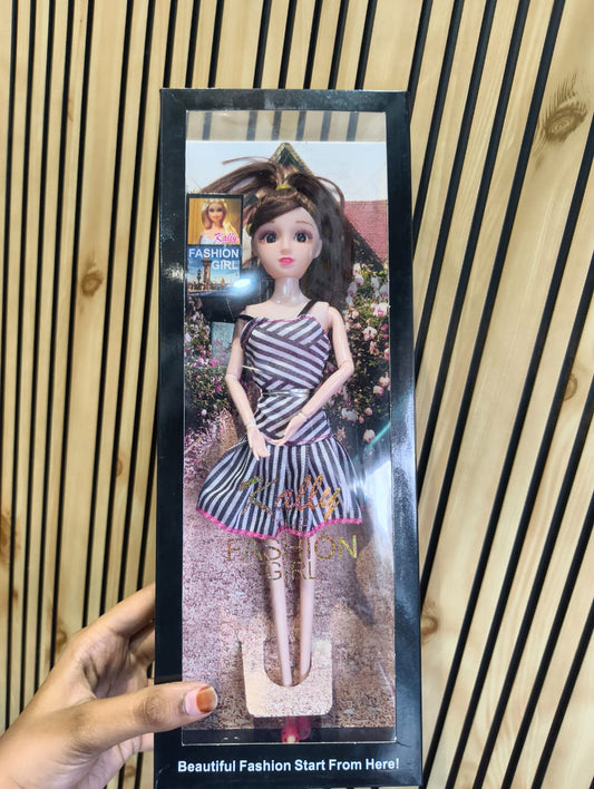 White And Black Dress Fashion Doll For Kids