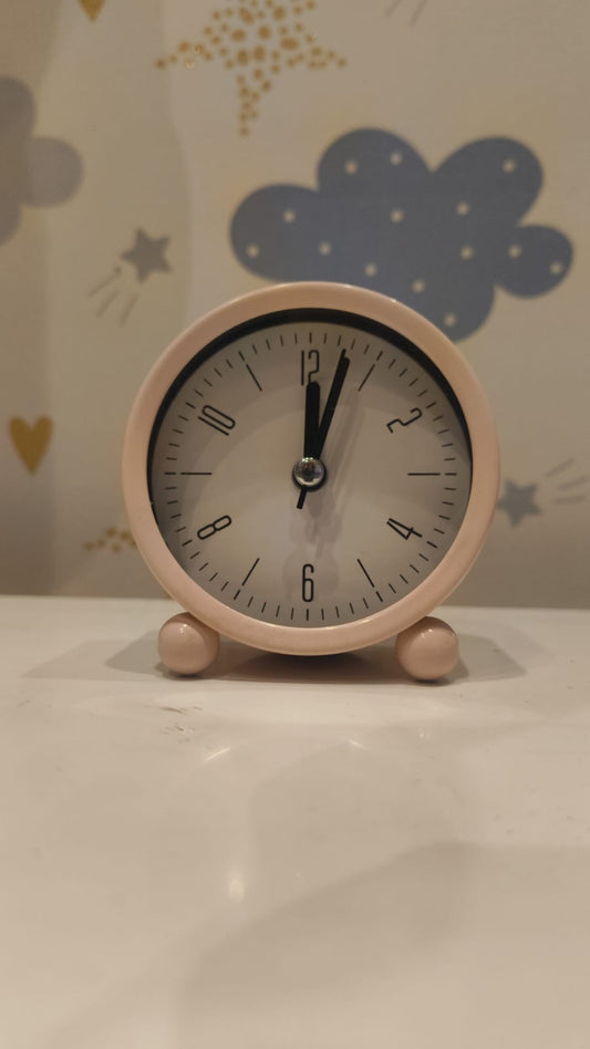 Cute Round Alarm Clock (Pack of 1)
