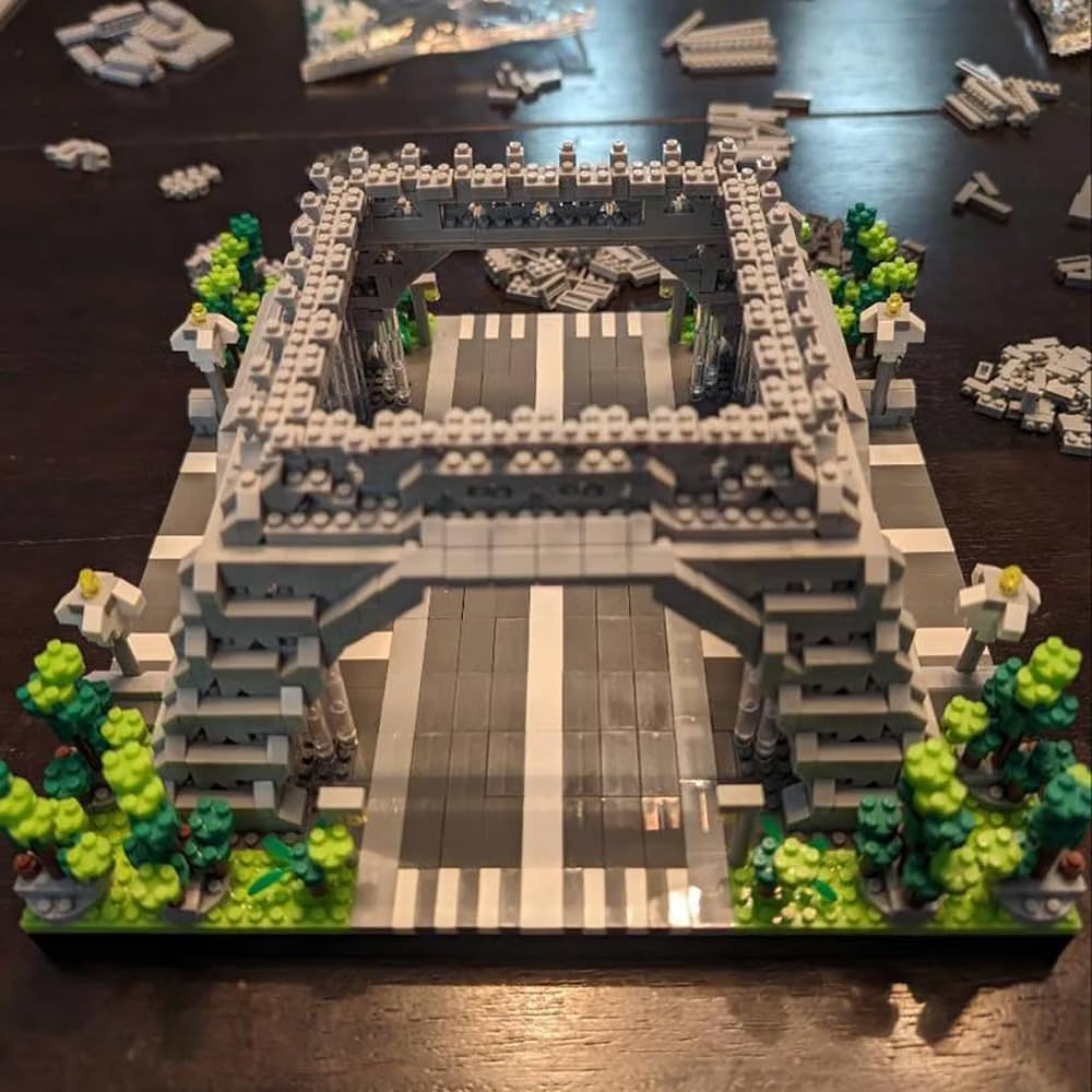 France Paris Eiffel Tower Building Blocks Set (3000 Pcs)
