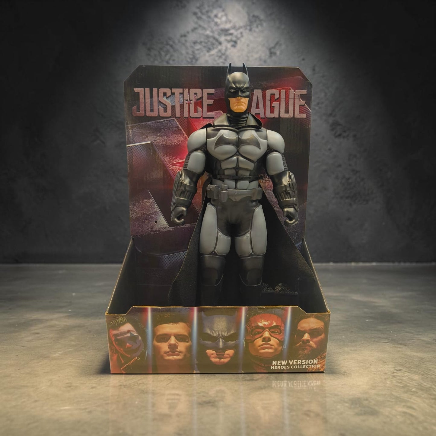 Justice League Batman Action Figure – Collectible Superhero Toy (32 CM)