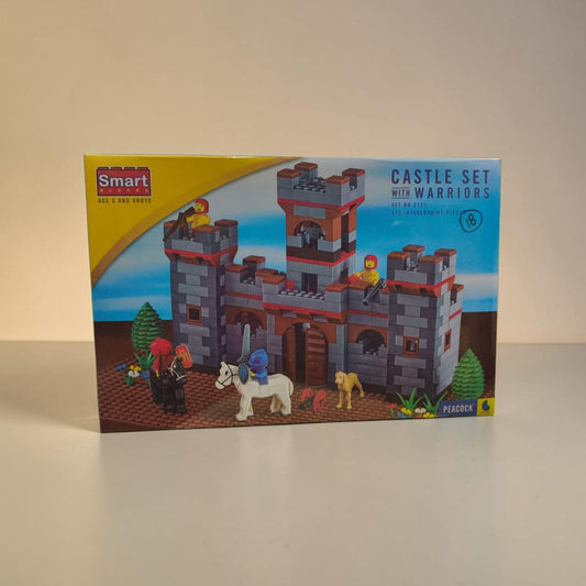 Castle Set with Warriors – 575 Pieces