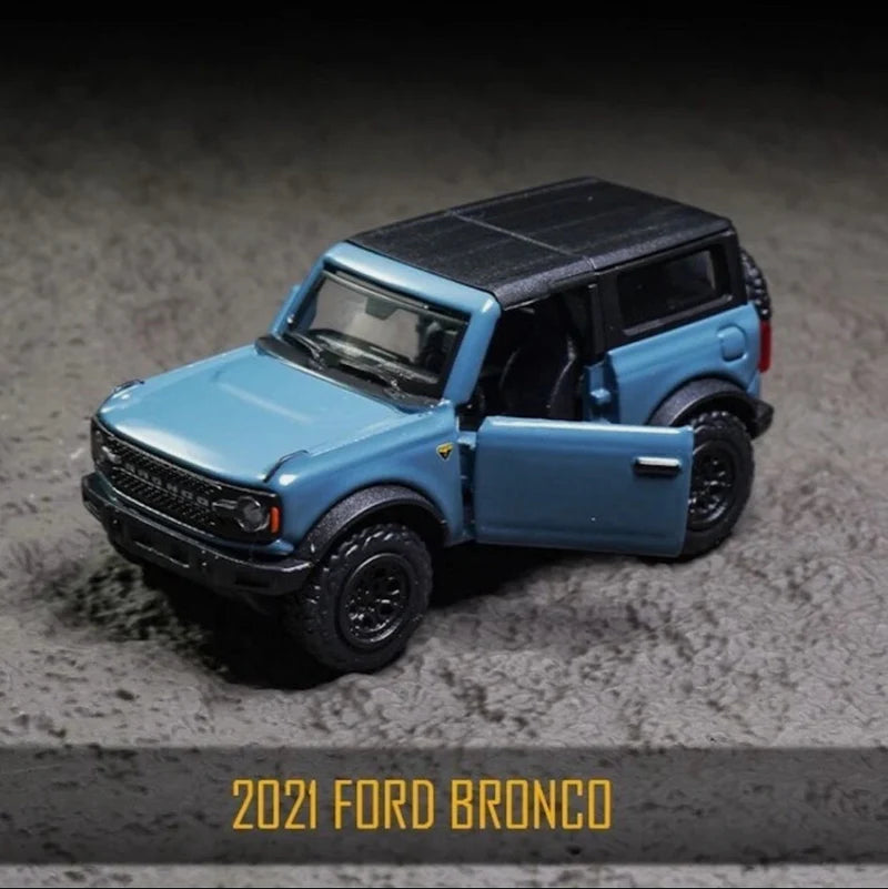 Bburago 2021 Ford Bronco 1.64 Scale