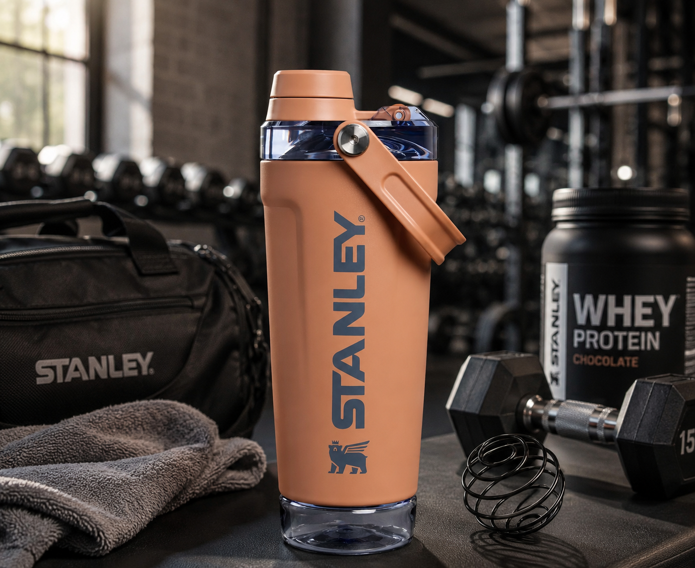 Stanley Gym Shaker Bottle with Mixing Filter & Carry Handle – Dessert Tan