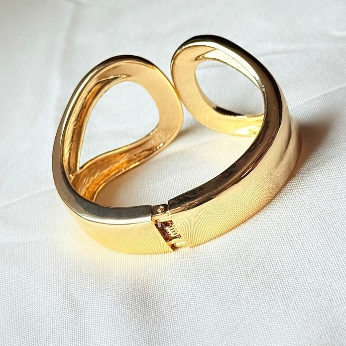 Bold Gold Plated Designer Bracelet for Women & Girls (Gold)