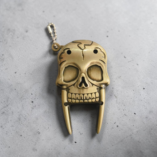 Skull Fang Metal Lighter – Refillable Collectible (Golden)