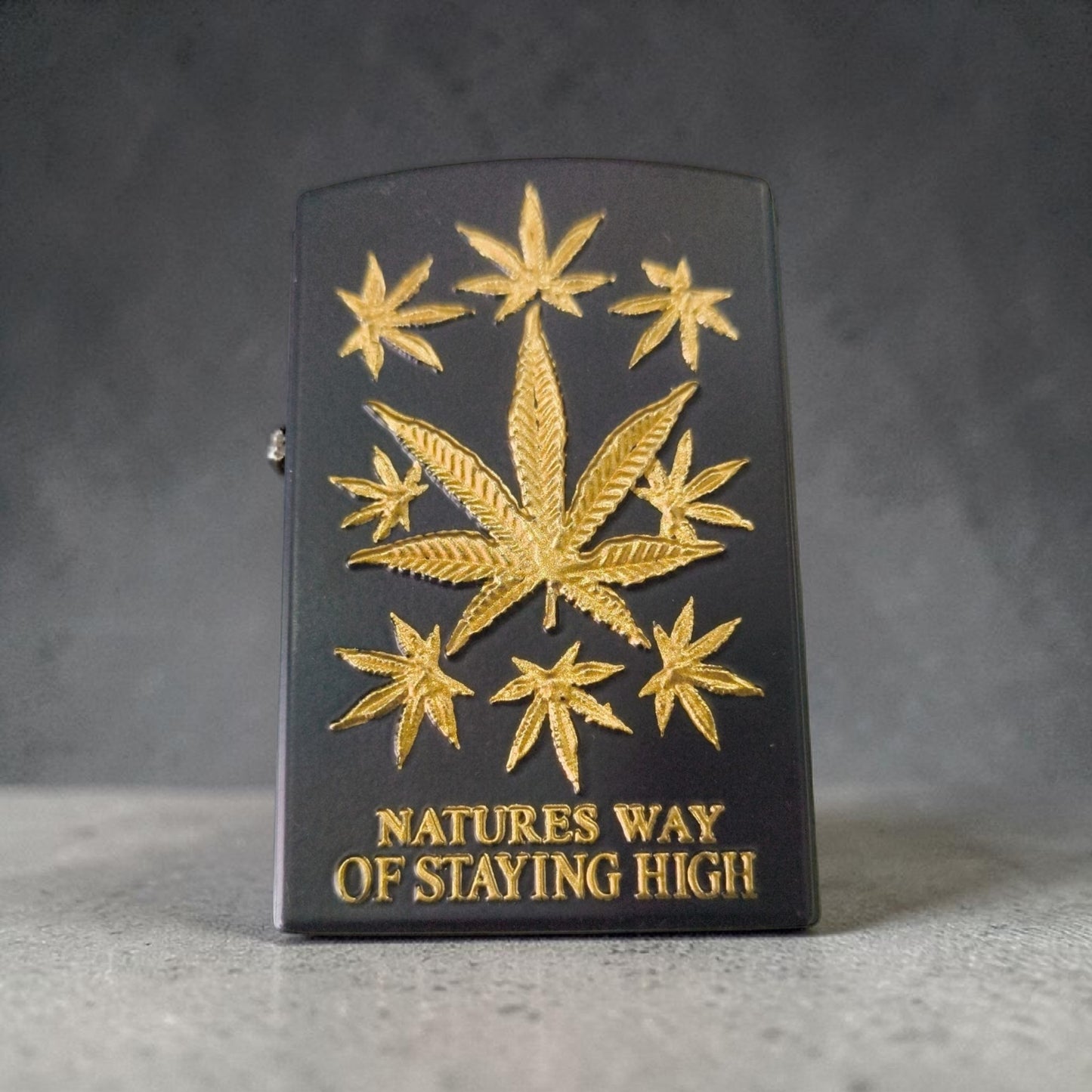Leaf Emblem Metal Lighter – Black & Gold Refillable Edition