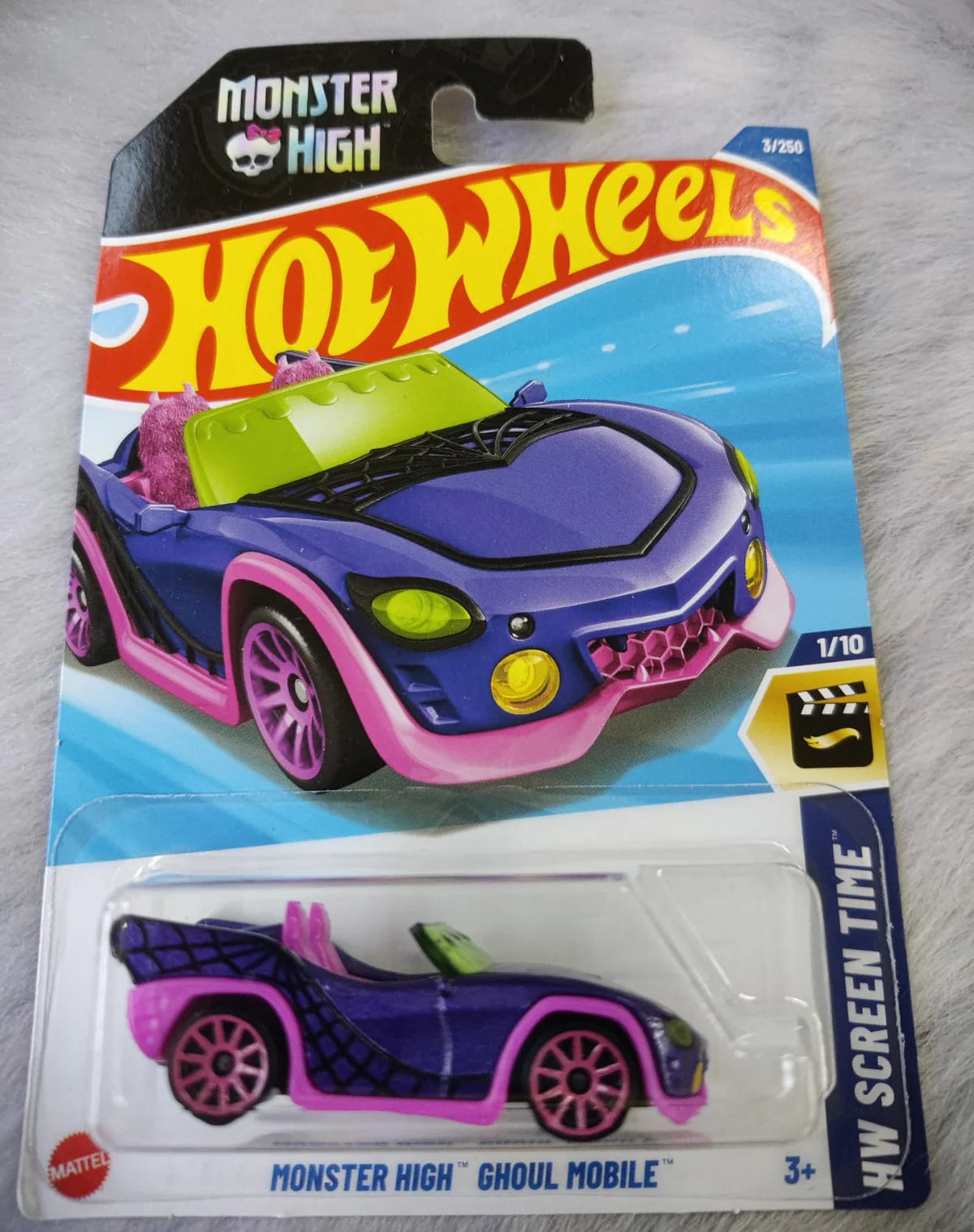 Hot Wheels Monster High Ghoul Mobile Vehicle Exclusive Collection - Purple