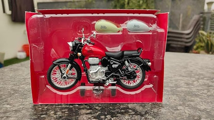 Royaldeals Classic 350 Bullet Motorcycle Scale Model 1:15 – Interchangeable Fuel Tanks, Convertible Seats, Collectible for Enthusiasts- Plastic ABS Model