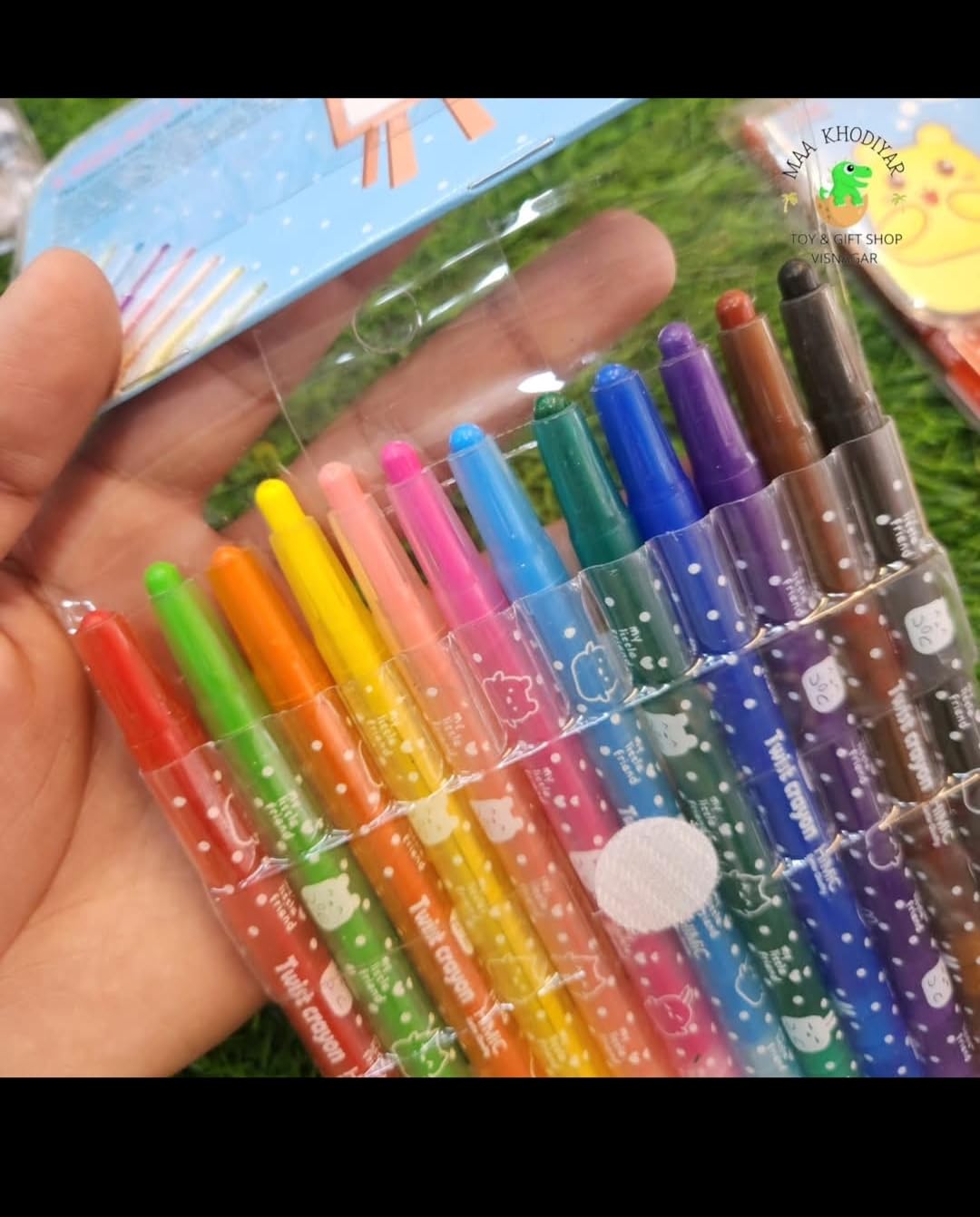 Twist Crayons For Kids, 12 Pcs Crayon Set, Coloring Kit, Multicolor