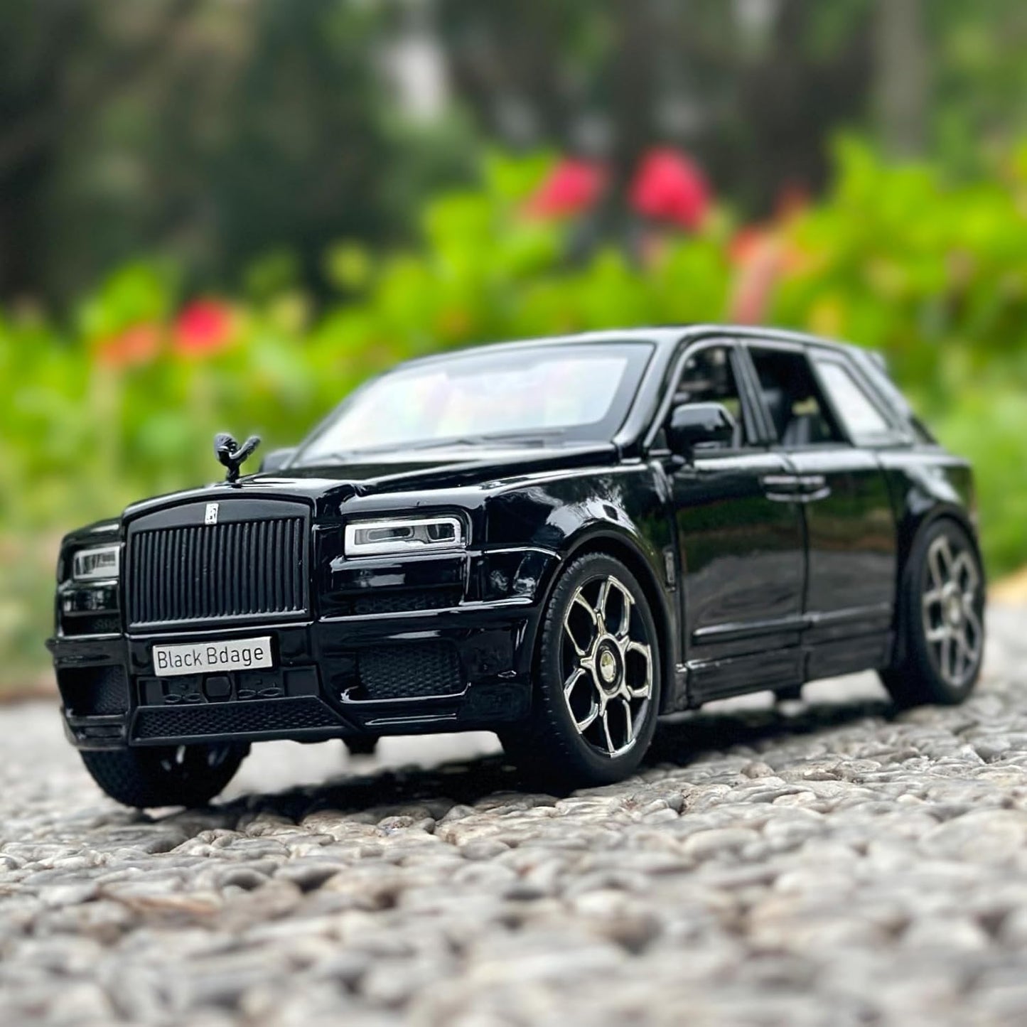 Rolls-Royce Cullinan Die Cast 1:24 (Black)
