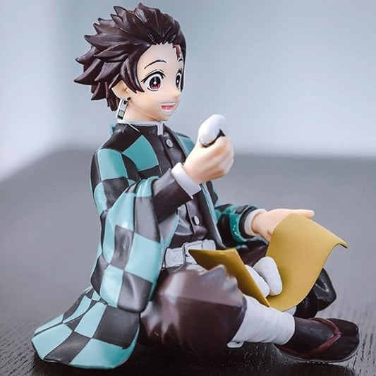 Tanjiro Kamado (Demon Slayer) 15cm Tanjiro Sitting Eating Action Figure