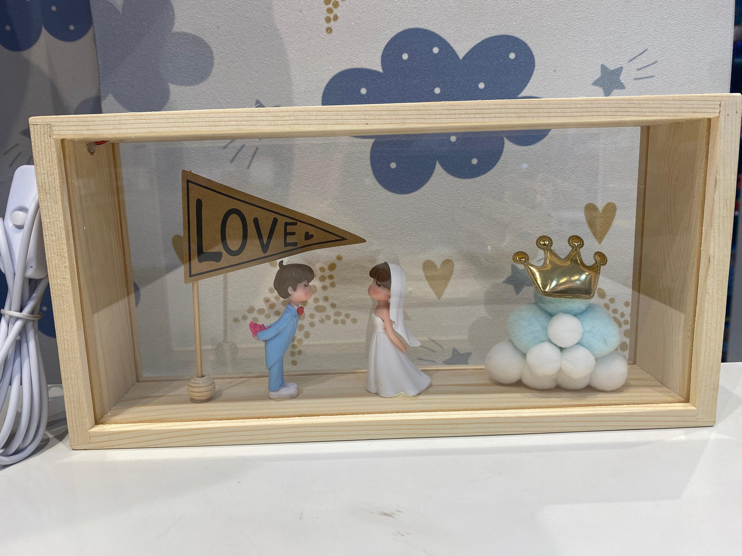 Glass Couple Show Piece with Light (Pack 1)