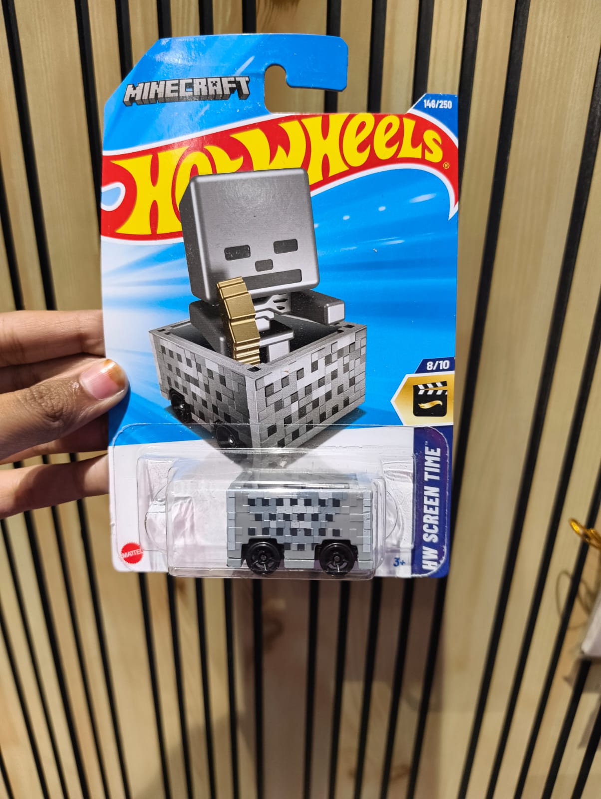 Hot Wheels Minecraft 8/10