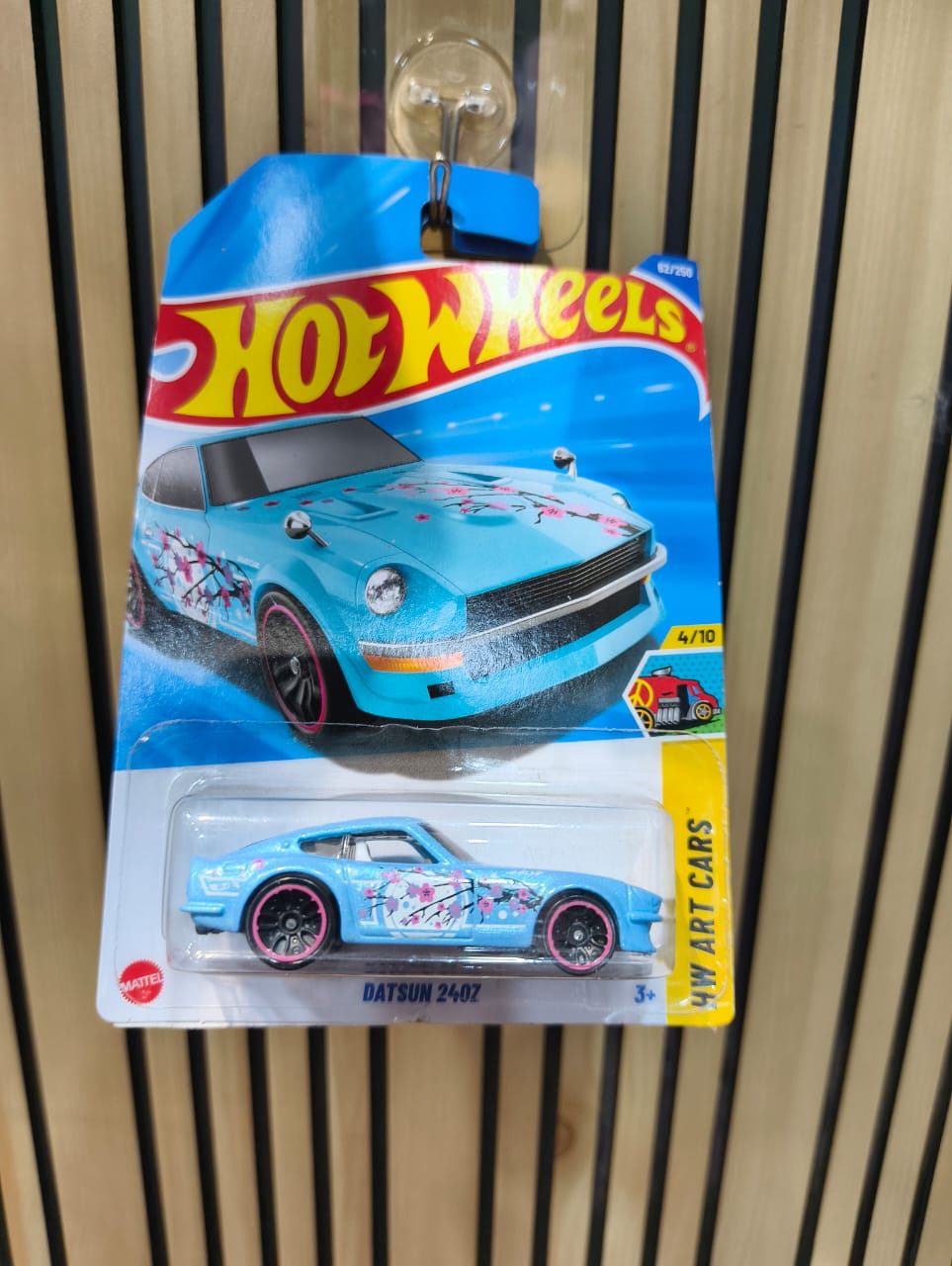 Hot Wheels Datsun 240Z 4/10