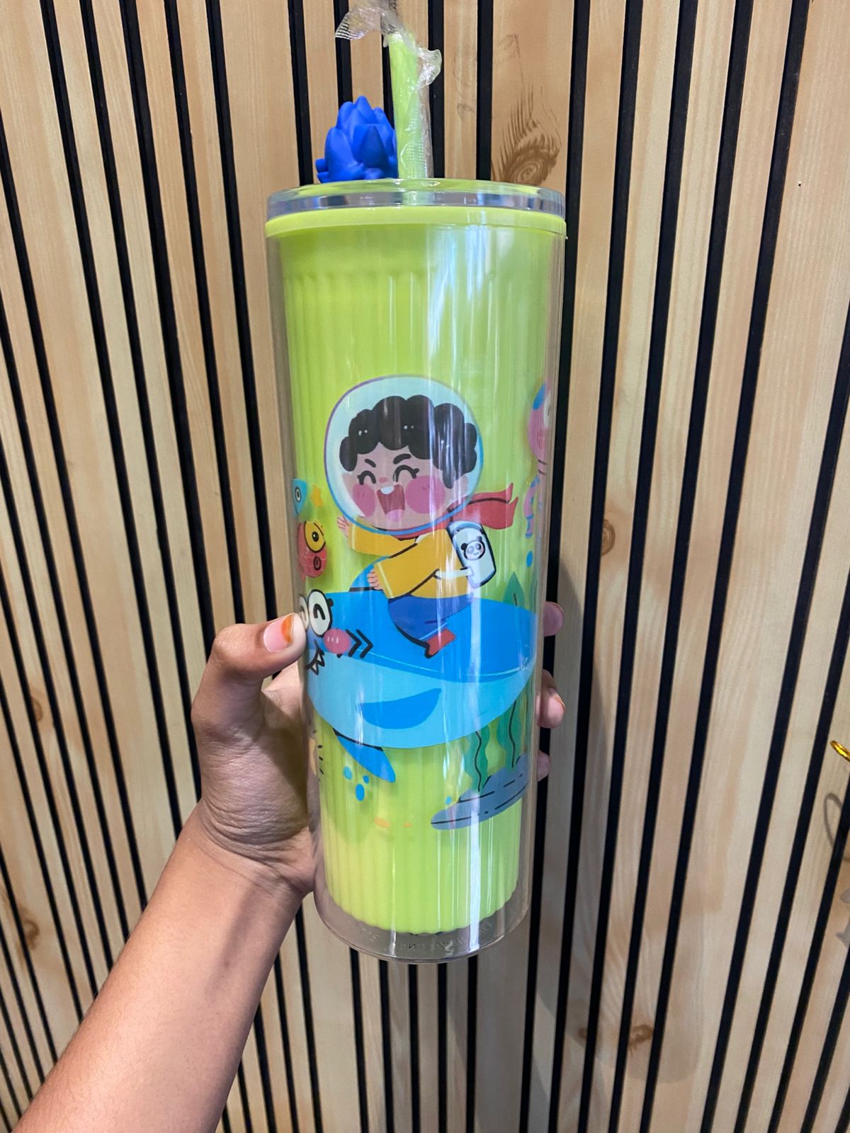 Cartoon Character Theme Plastic Sipper with 3D Top Lid And Straw For Kids