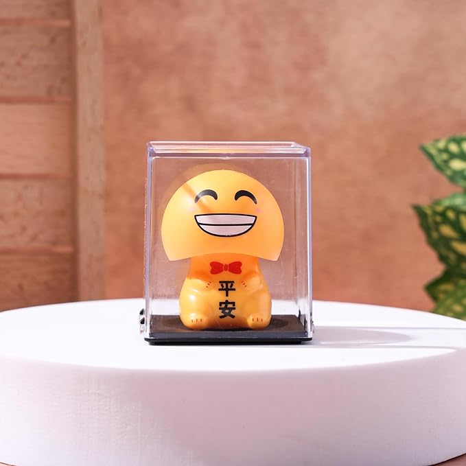 Solar Powered Smily Figurine Moving Head